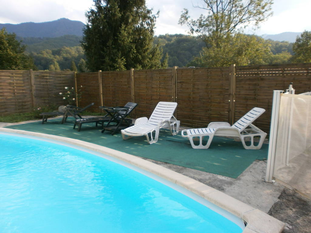 La plage de la piscine 2
