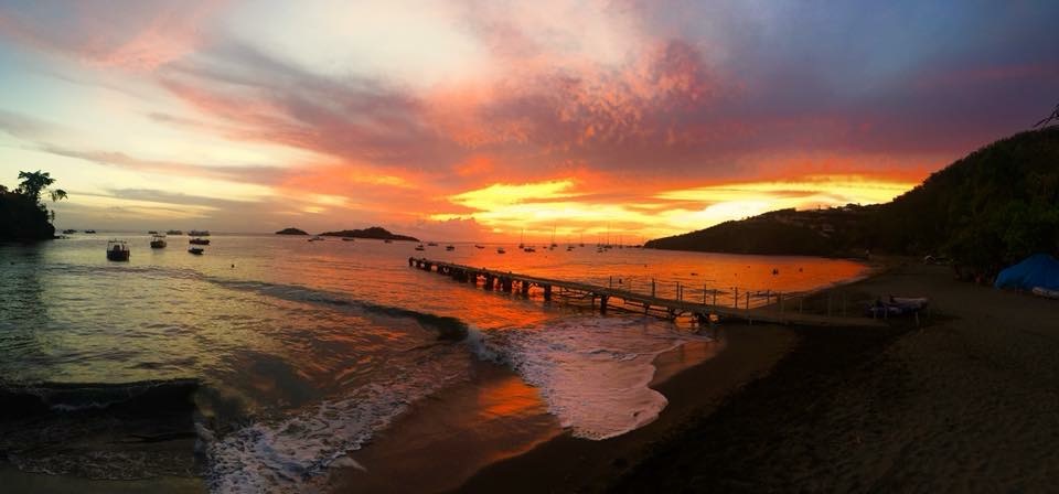 Le couché de soleil sur Ilets Pigeon