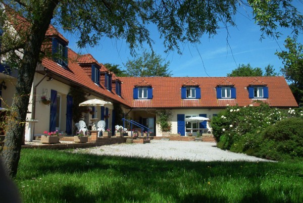 Halinghen Home.