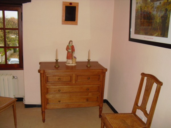 La commode style Louis XVI