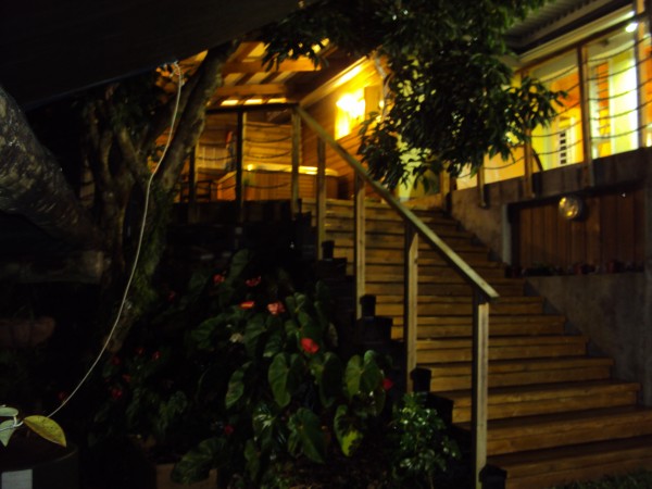 Idem, en nocturne