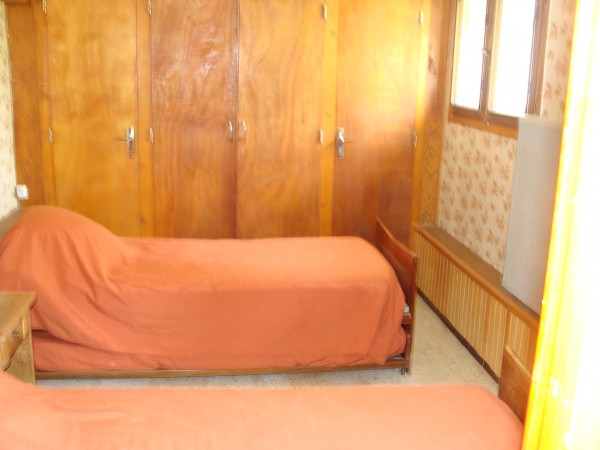 chambre 3lits niveau garage