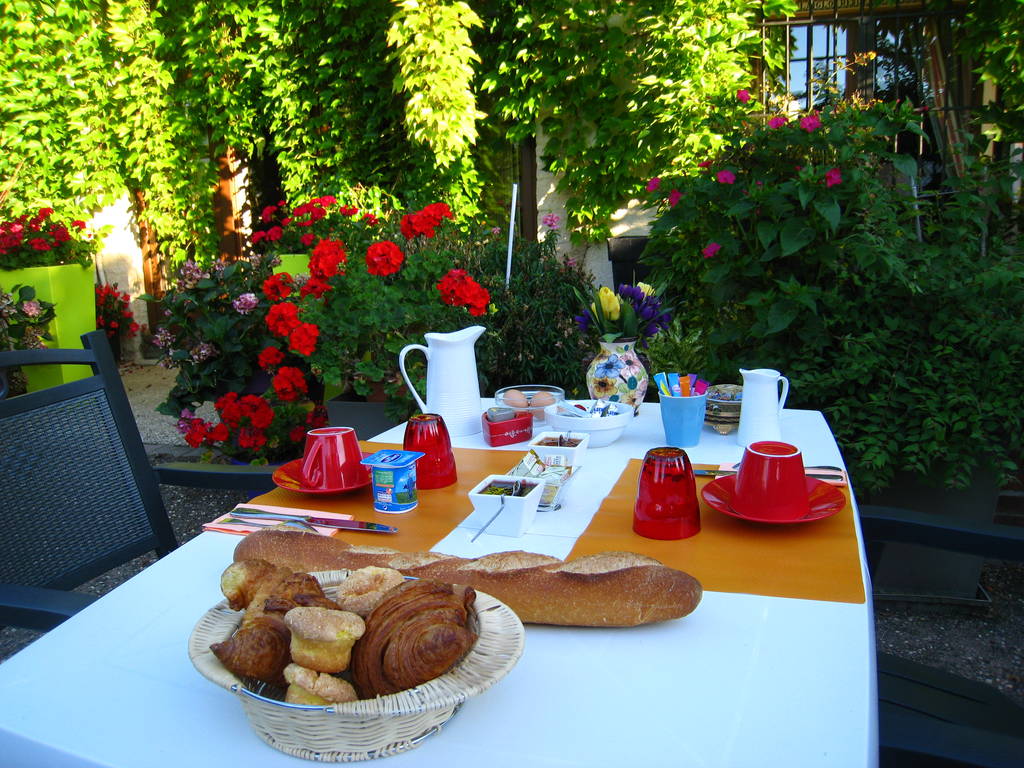 un copieux petit déjeuner