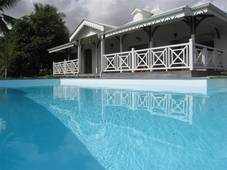 Villa Creole en bord de mer, Sainte Rose (97).