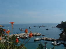 Locations Mer, Calanque de Mejean.