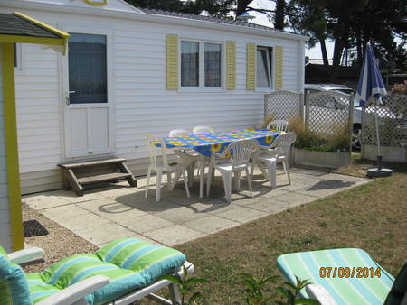 Mobil home, les pieds dans l'eau.