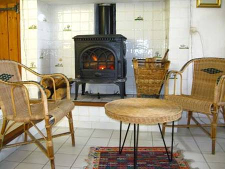 Petite maison de charme dans les hauteurs d'un village médiéval.