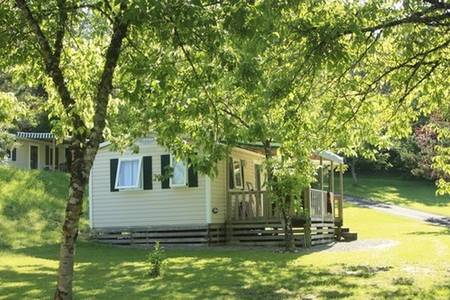 Mobil home Périgord Noir dans le triangle Sarlat - les Eyzies - Périgueux.