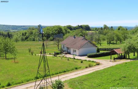 Maison 4* Vosges Sud, plain-pied 94 m2, salle de jeux 65 m2, vélos.