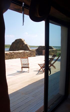 Vue exceptionnelle sur l'étang de Trunvel et les dunes de la baie d'Audierne.