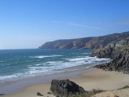 Location près de Figueira da Foz, rez-de-chaussée de maison de deux étages.