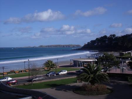 Perros-Guirec, plage de Trestraou, duplex vue mer (37m2) avec terrasse.