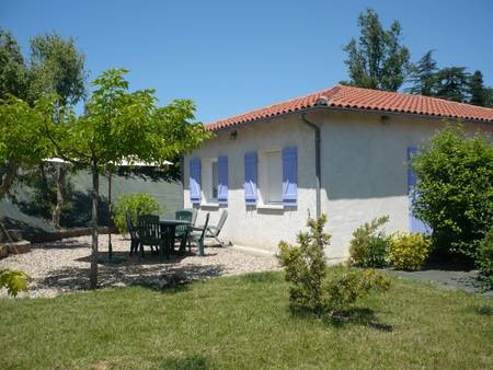Gîte rural à la campagne. 