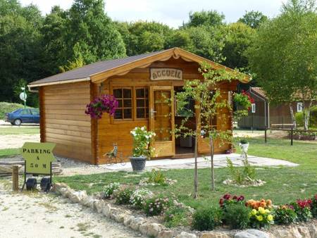 Location de Chalets pour touristes et prestataires nucléaires.