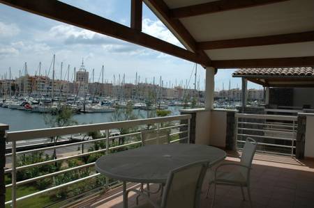 Marina centre port Le Cap d'Agde, spa ponton privé.