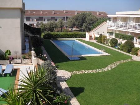 Location appartement avec piscine et vue mer à 30m plage, à 15 km de Peniscola
