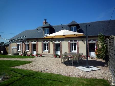 Charmante longère tout confort à 2 km de la mer à partir de 380€ la semaine.