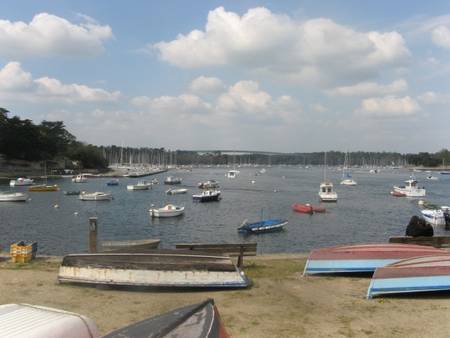 Location maison à proximité du petit port et des plages de Ste Marine
