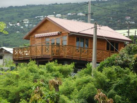 Lacazenbois chalet meublé F3 de Saint-Leu.