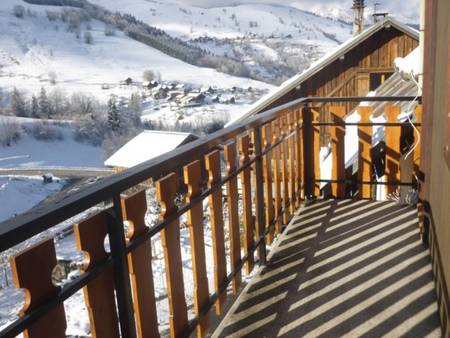 Chalet proche pistes de ski - Valmorel Savoie - 8 personnes.