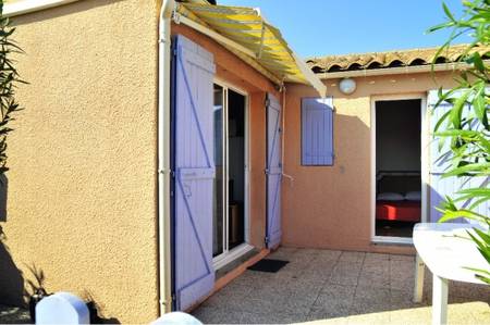 Résidence Coraux villa climatisée 6 personnes, park piscines.