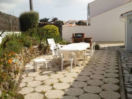 Loue maison Noirmoutrine, à louer semaine.