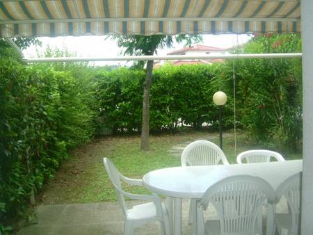 Location appartement à Marcelli di Numana à 150m de la plage.