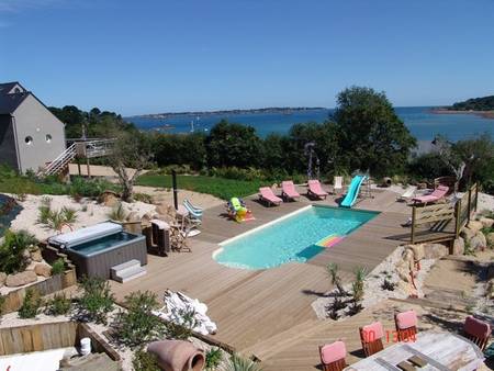 Loguivy de la Mer, maison tout confort à 100m de la plage.