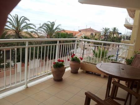 Appartement avec vue splendide sur le lever et le coucher du soleil.