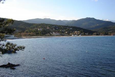 Location villas Catalina vue sur mer à 5 minutes à pied de la plage.