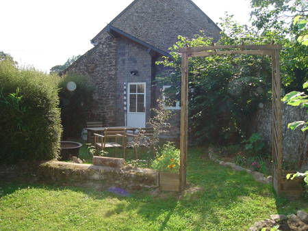 Studio, mezzanine de charme avec jardin en Vallée de la Rance. 
