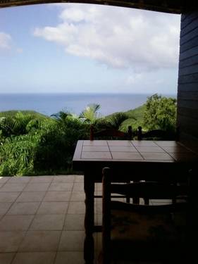 Bouillante, studio proche de la réserve Cousteau.