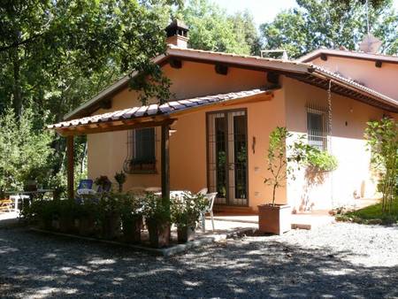 Location maison sur la Côte Toscane, à 10 minutes de la plage.