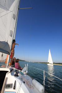 Location gîte yourte Lac du der Giffaumont champagne avec piscine et rivière.