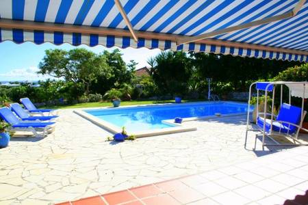 Villa parc piscine, vue sur mer, à 300m de la plage, Volley-Ball.