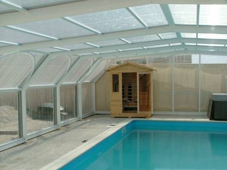 Maisons 6 personnes, piscine couverte, sauna, spa, billard, baby-foot