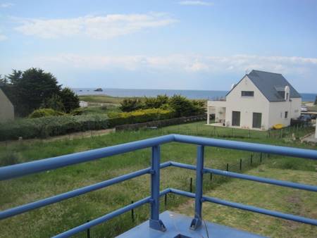 Presqu'île de Quiberon, vue sur mer, bord plage.