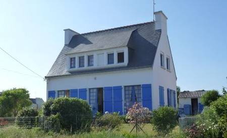 Location (F3) de Bord de Mer avec jolie vue mer (le Kerou plage).